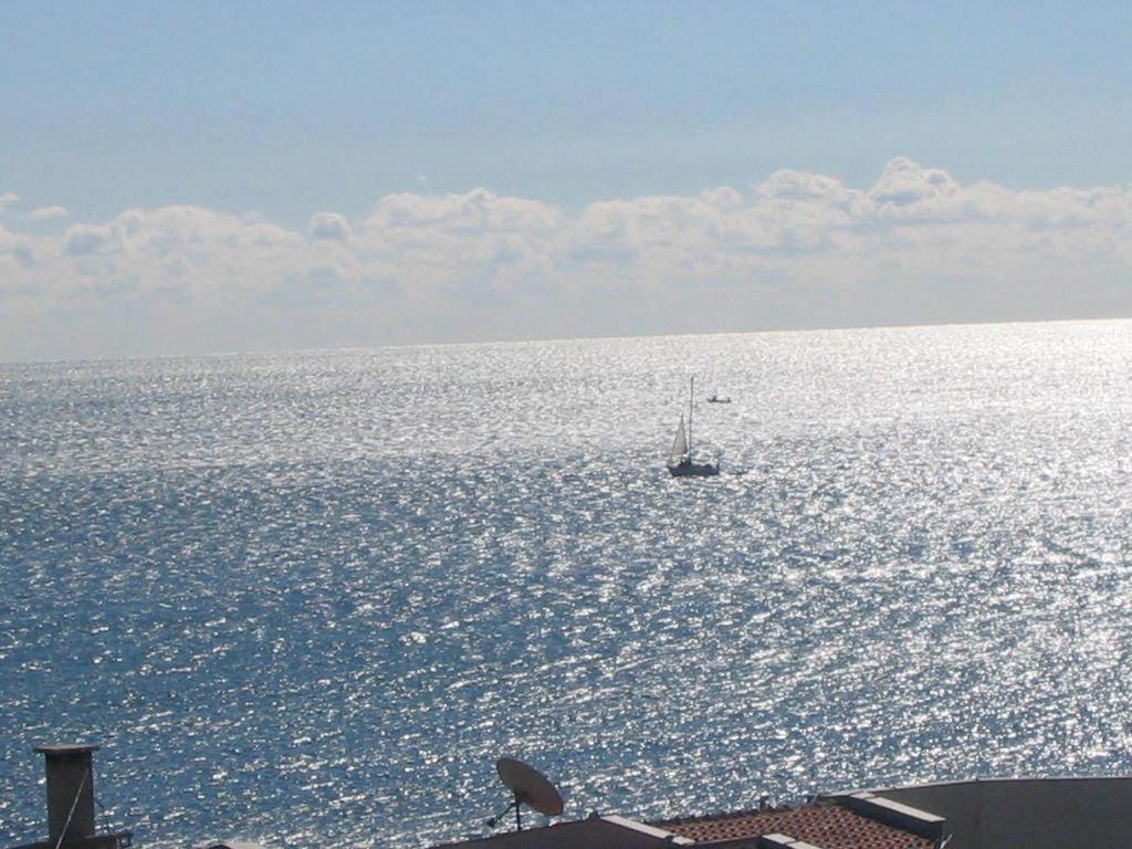 Lazur Hotel Ravda Bagian luar foto