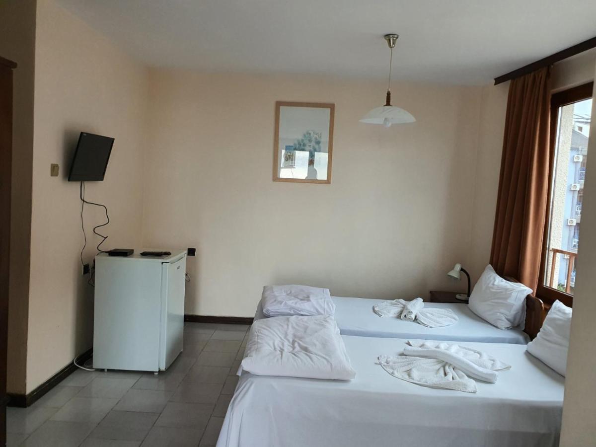 Lazur Hotel Ravda Bagian luar foto