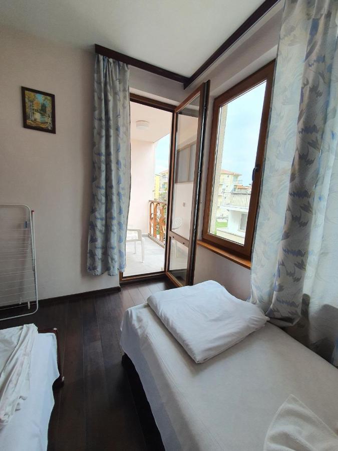 Lazur Hotel Ravda Bagian luar foto