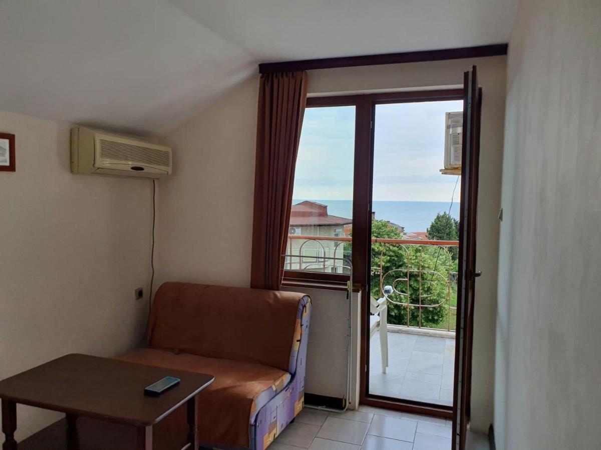 Lazur Hotel Ravda Bagian luar foto