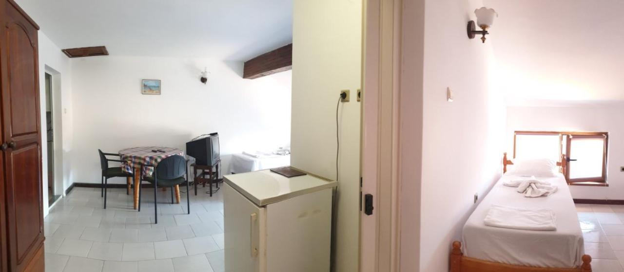 Lazur Hotel Ravda Bagian luar foto
